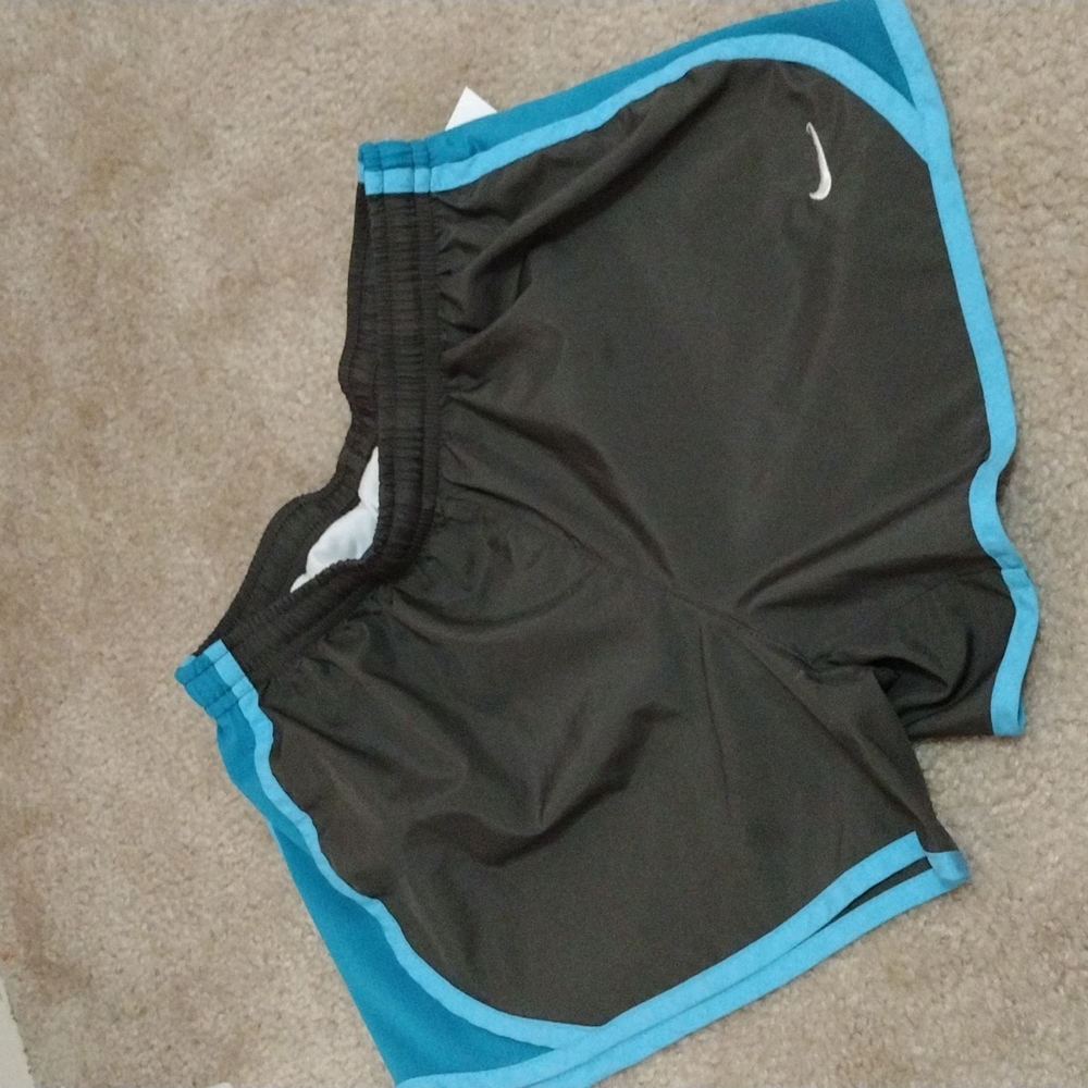 Girls Nike DRI-Fit